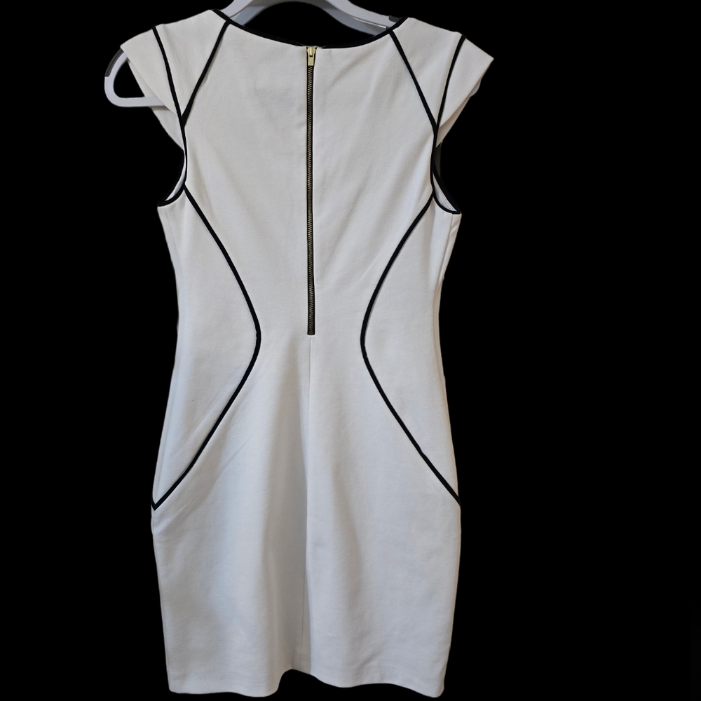 EXPRESS DRESS